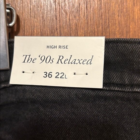 NWT Abercrombie & Fitch High Rise 90s Relaxed Jeans - Picture 5 of 9